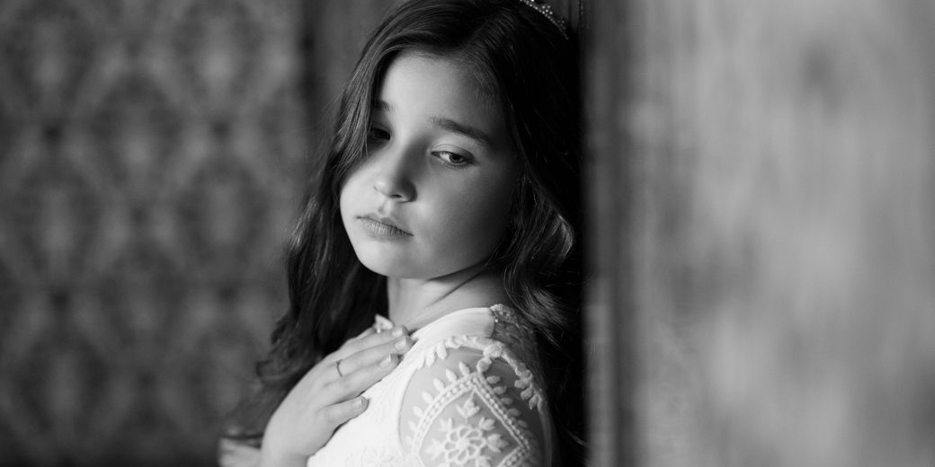 Fotografía artística comunión en Alcalá de Guadaíra