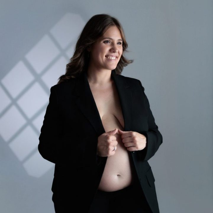 Reportaje fotográfico de premamá profesional en Sevilla