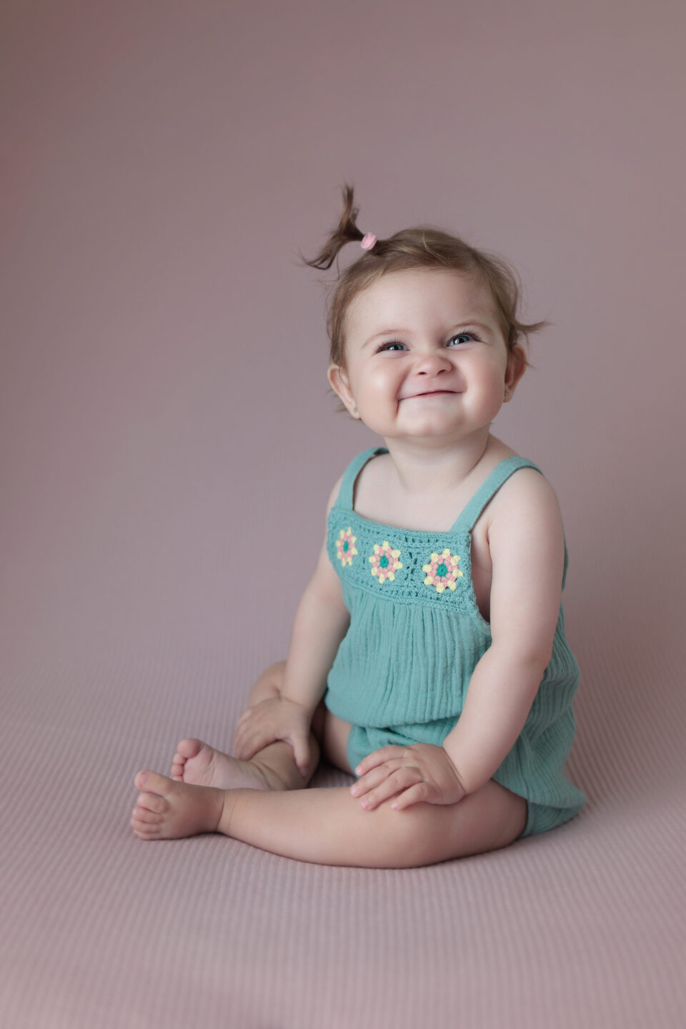 Sesiones de fotos de bebes de 6 a 9 meses en Sevilla y Alcalá de Guadaíra Sesiones de fotos de bebes de 6 a 9 meses en Sevilla y Alcalá de Guadaíra